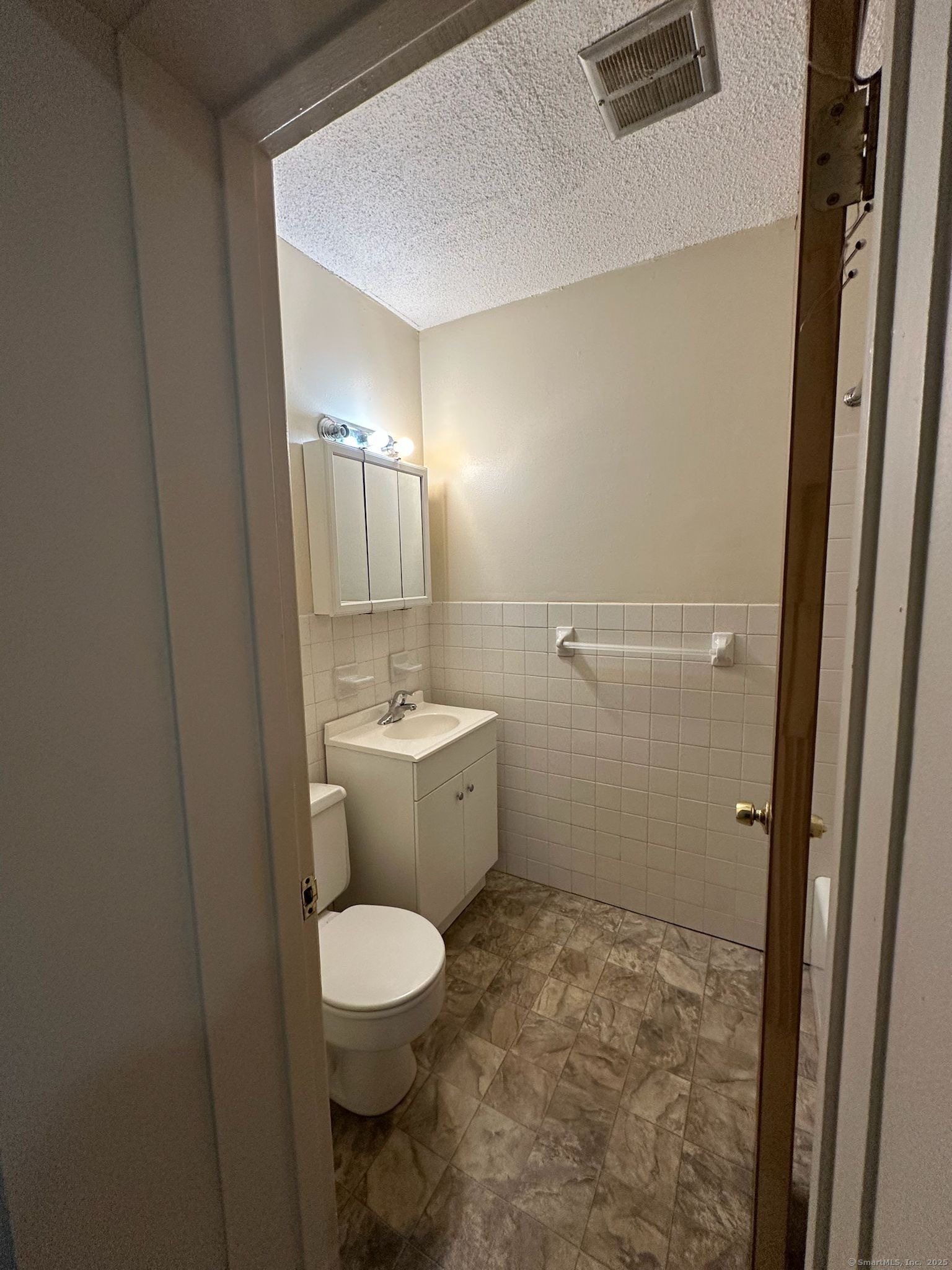 1660 East Main Street Waterbury CT 06705