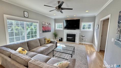 9 Anthony Place Trumbull CT 06611