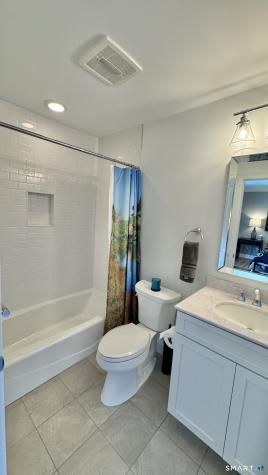 9 Anthony Place Trumbull CT 06611
