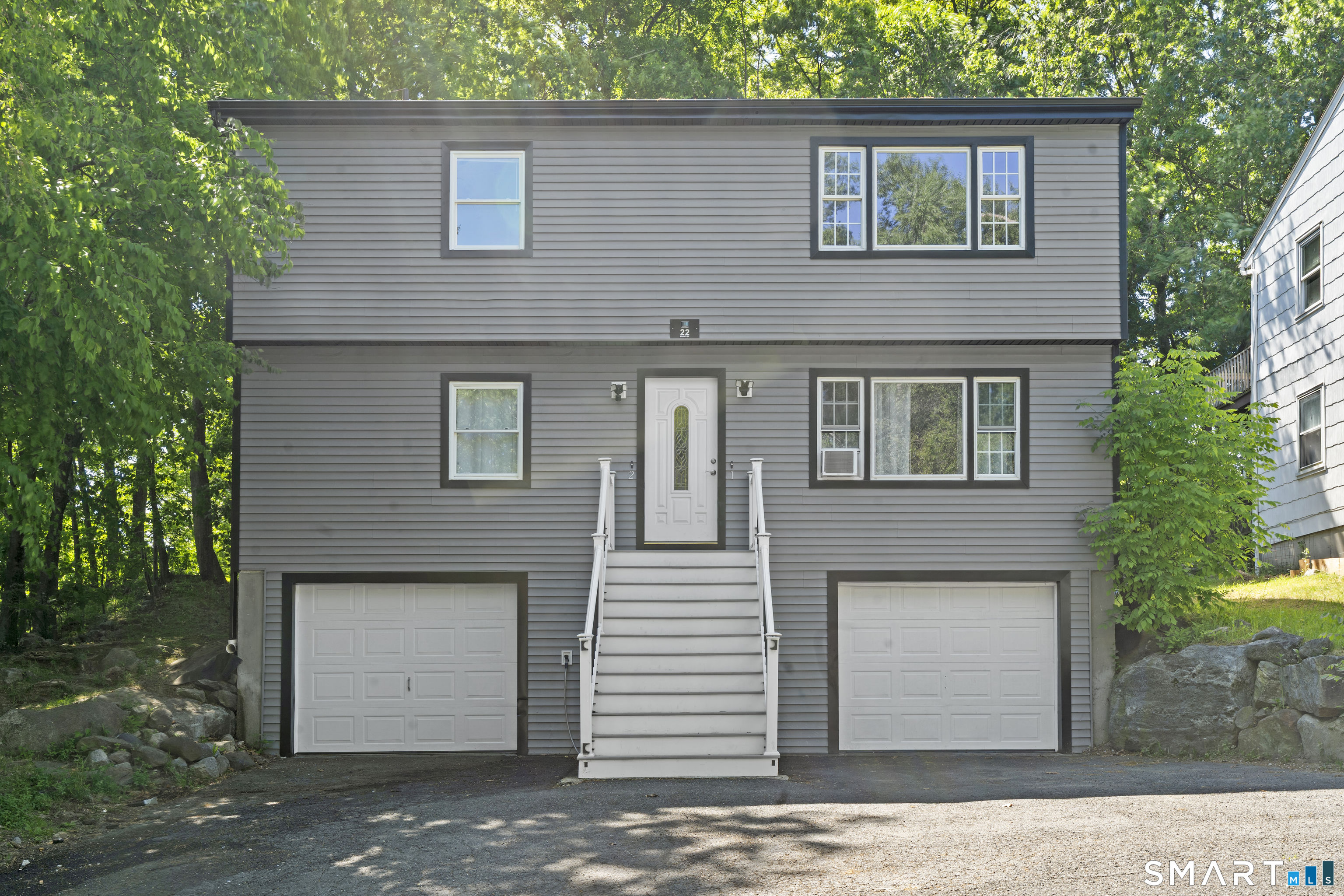 22 Irving Place Danbury CT 06810