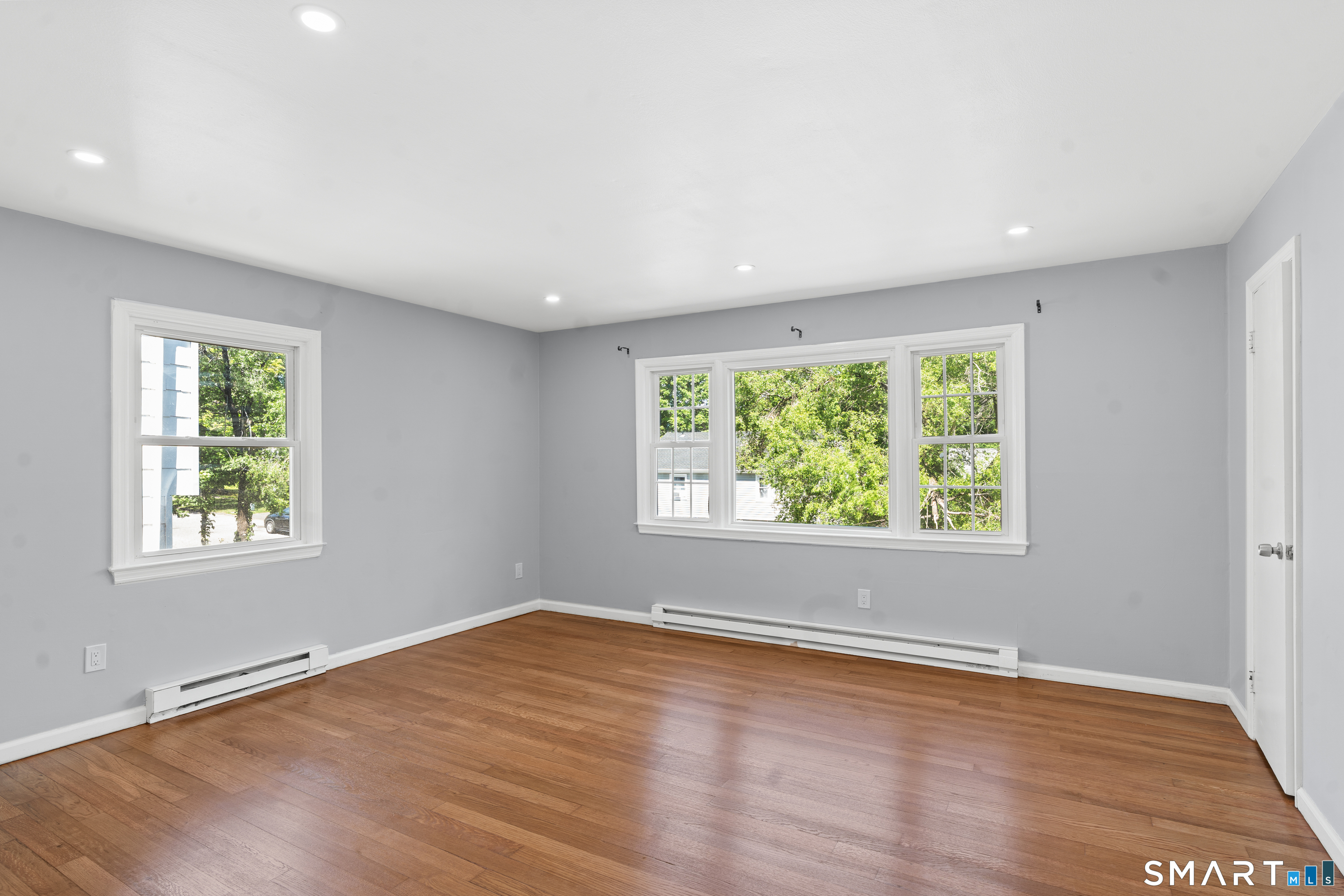 22 Irving Place Danbury CT 06810