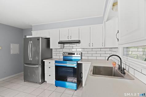 22 Irving Place Danbury CT 06810