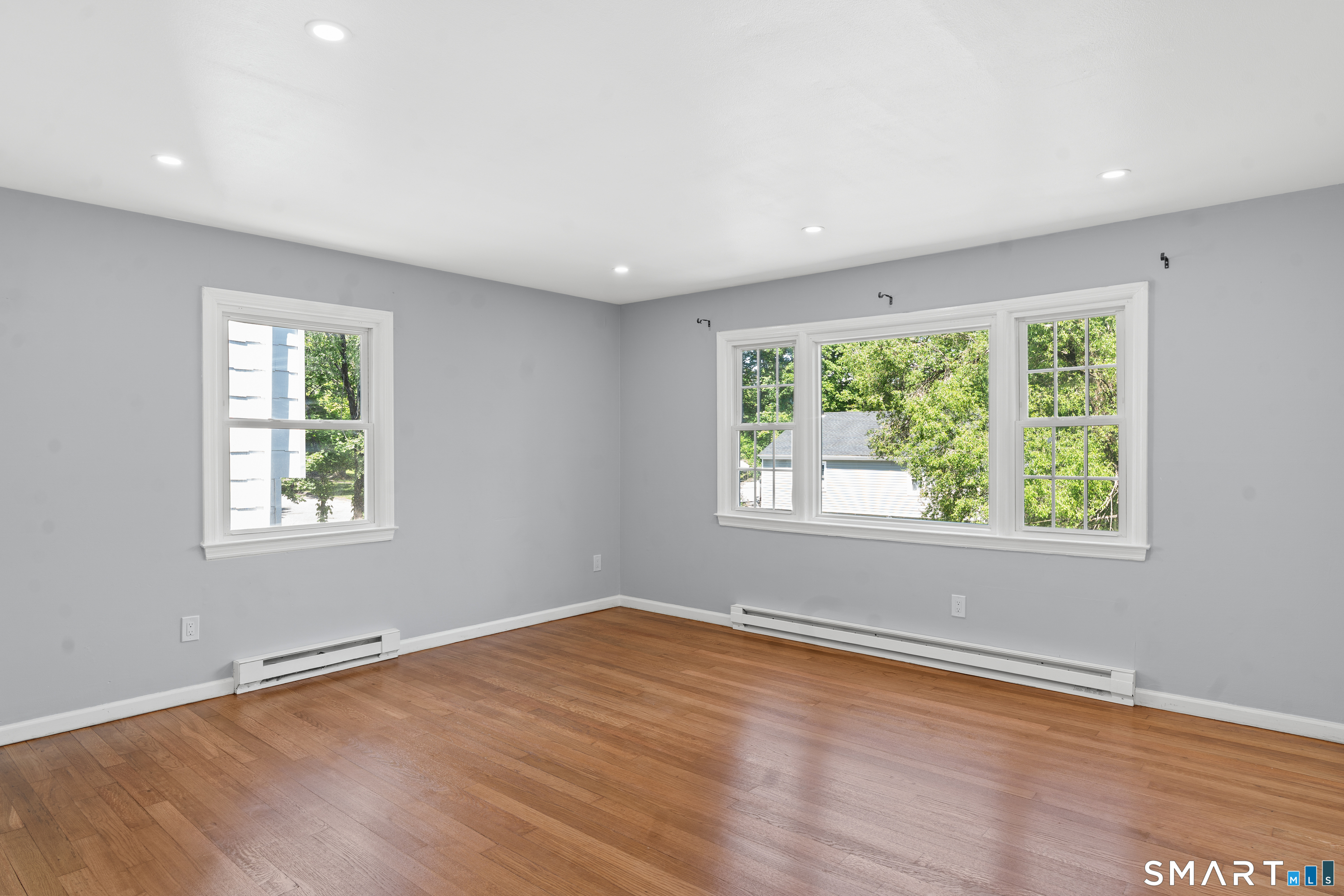 22 Irving Place Danbury CT 06810