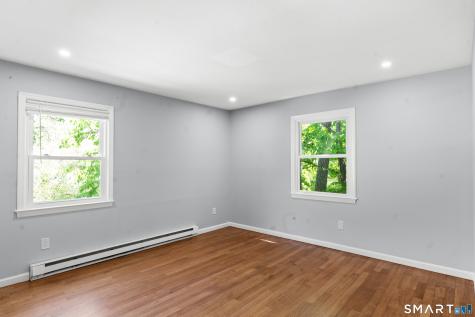22 Irving Place Danbury CT 06810