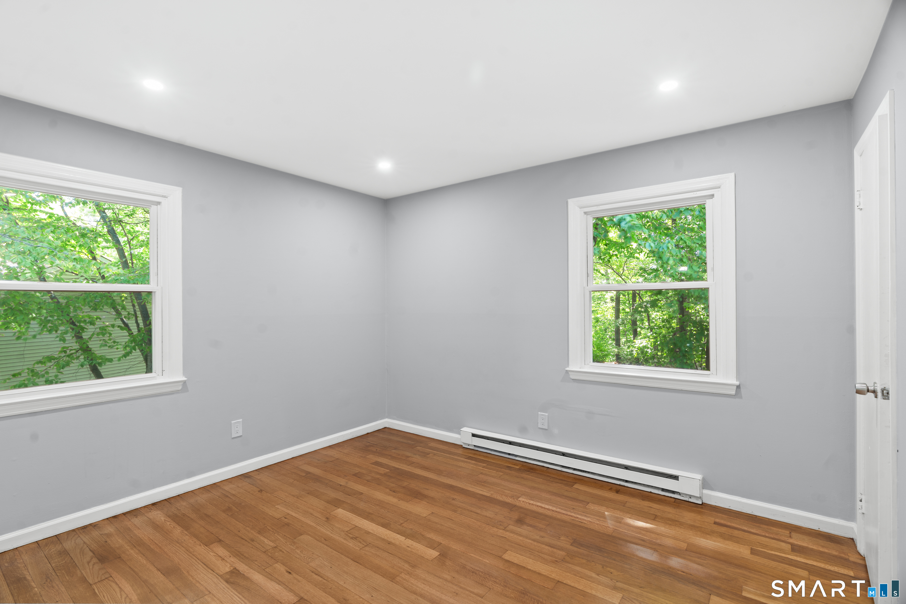 22 Irving Place Danbury CT 06810