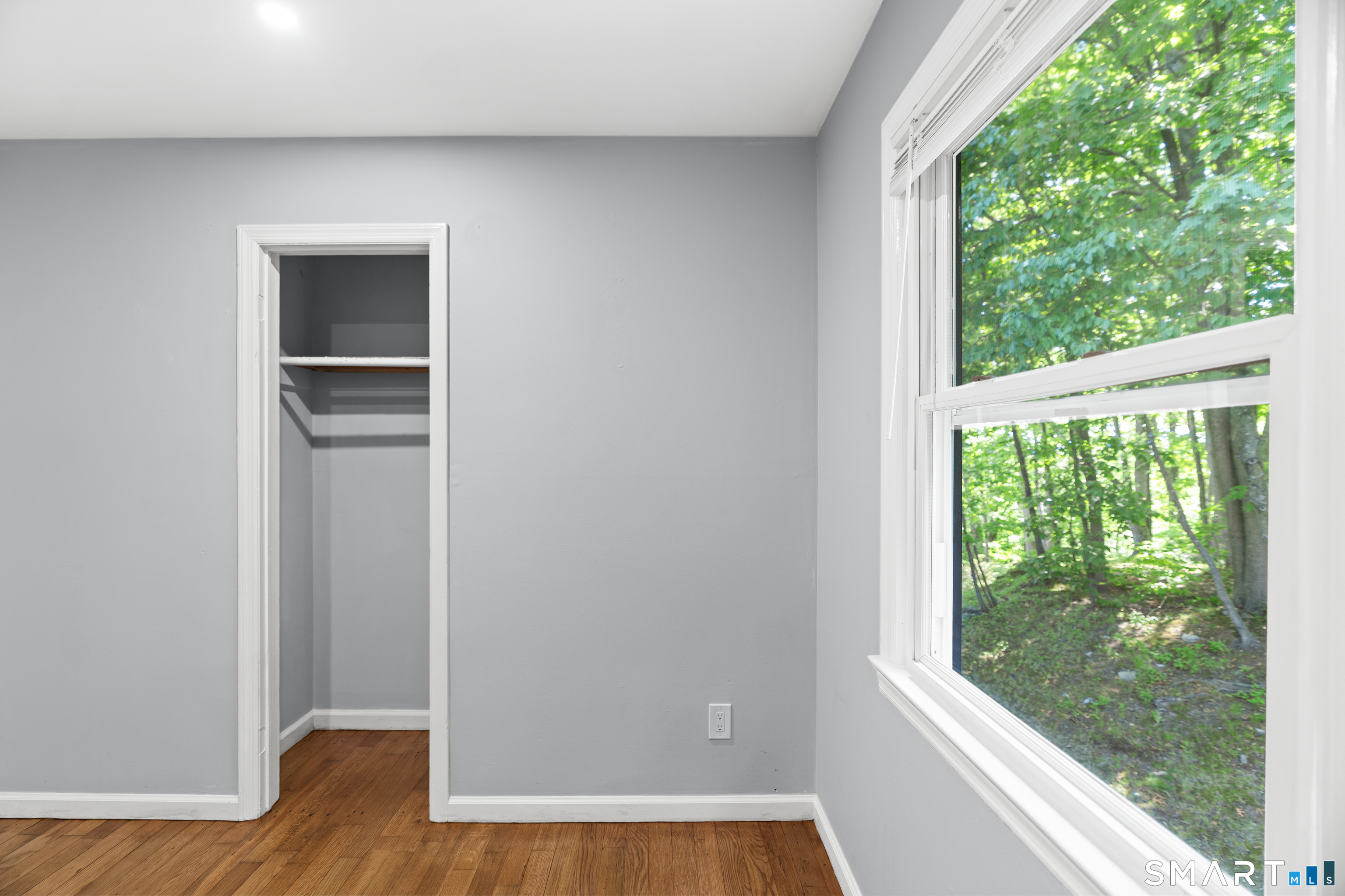 22 Irving Place Danbury CT 06810