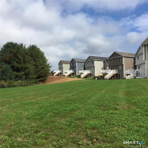 23 Rowland Farm Road Oxford CT 06478