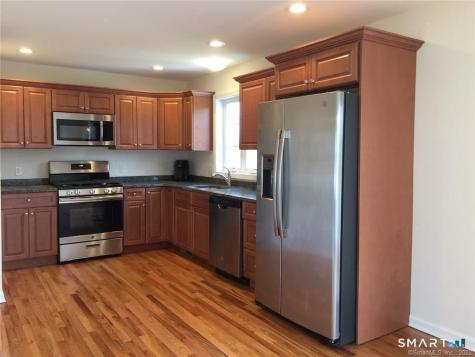 23 Rowland Farm Road Oxford CT 06478