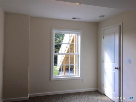 23 Rowland Farm Road Oxford CT 06478