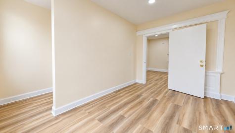 17 Bond Street Hartford CT 06114