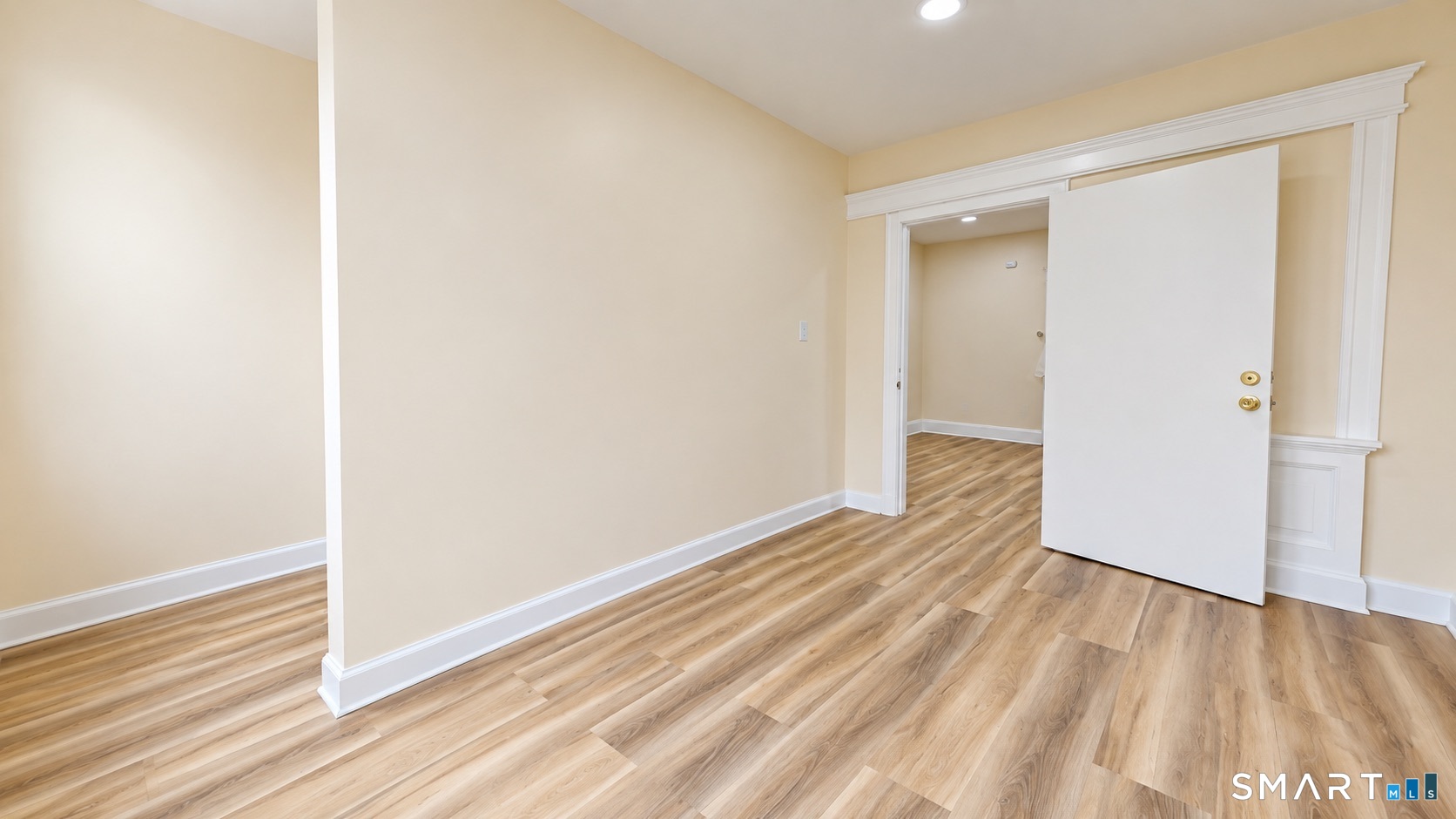 17 Bond Street Hartford CT 06114
