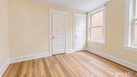 17 Bond Street Hartford CT 06114