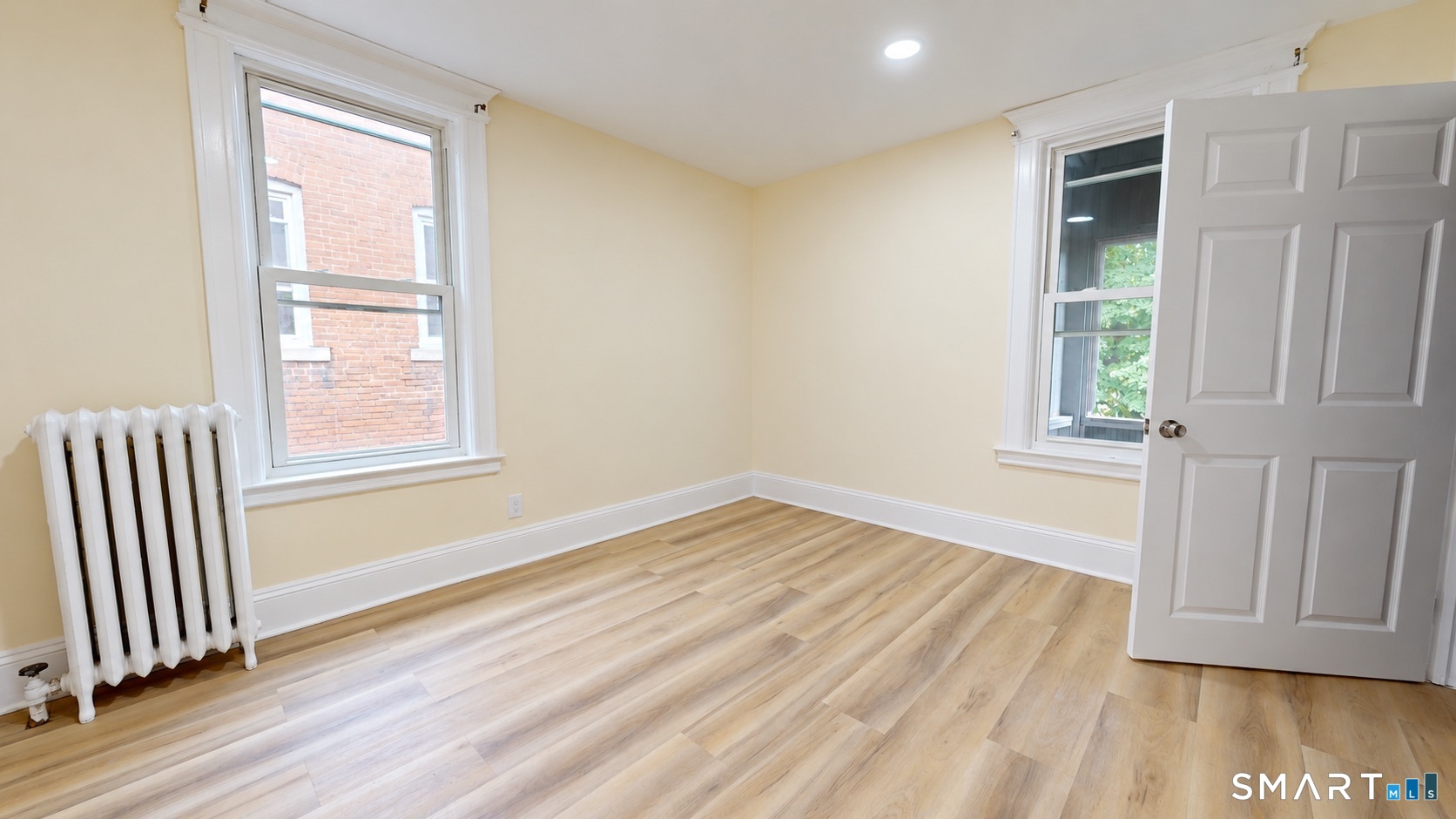 17 Bond Street Hartford CT 06114