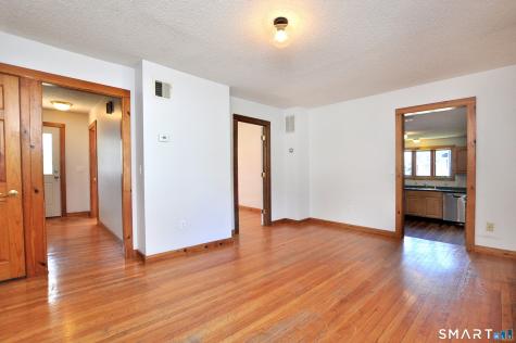 90 Niles Road Windsor CT 06095