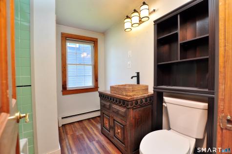 90 Niles Road Windsor CT 06095