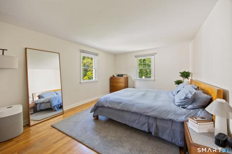 2084 Chapel Street New Haven CT 06515