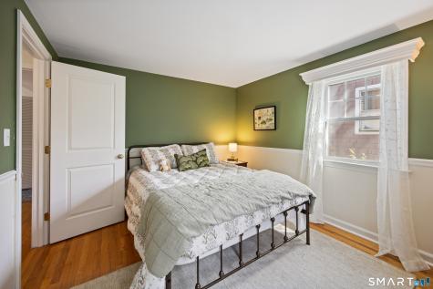 2084 Chapel Street New Haven CT 06515