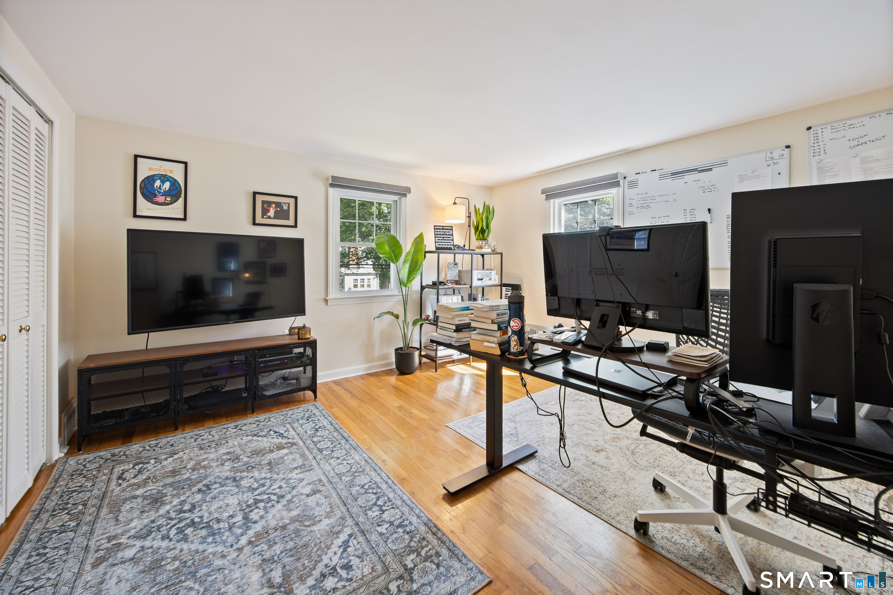 2084 Chapel Street New Haven CT 06515