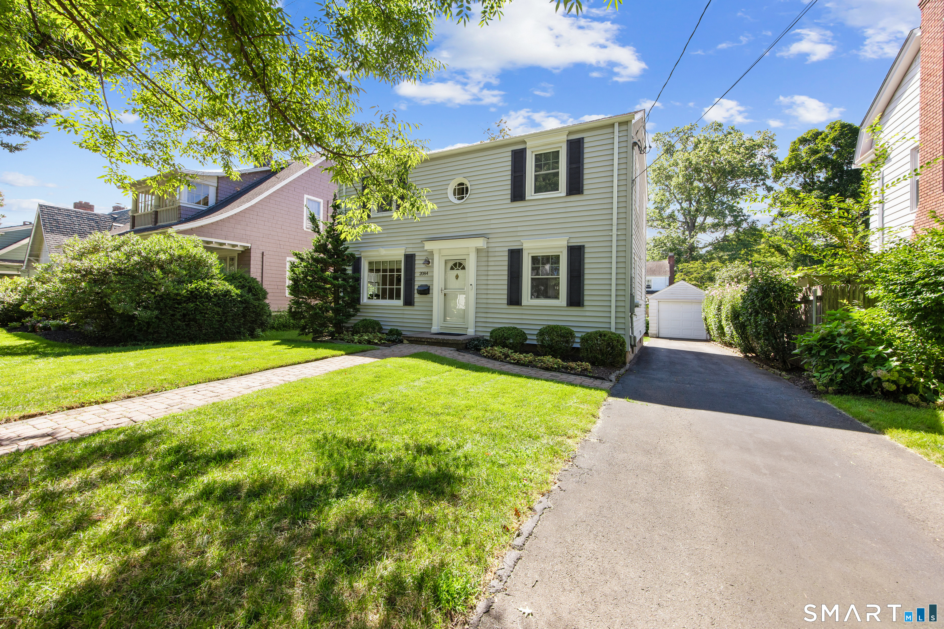 2084 Chapel Street New Haven CT 06515