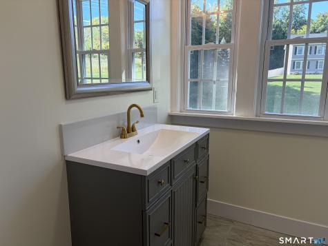 380 Main Street Meriden CT 06451