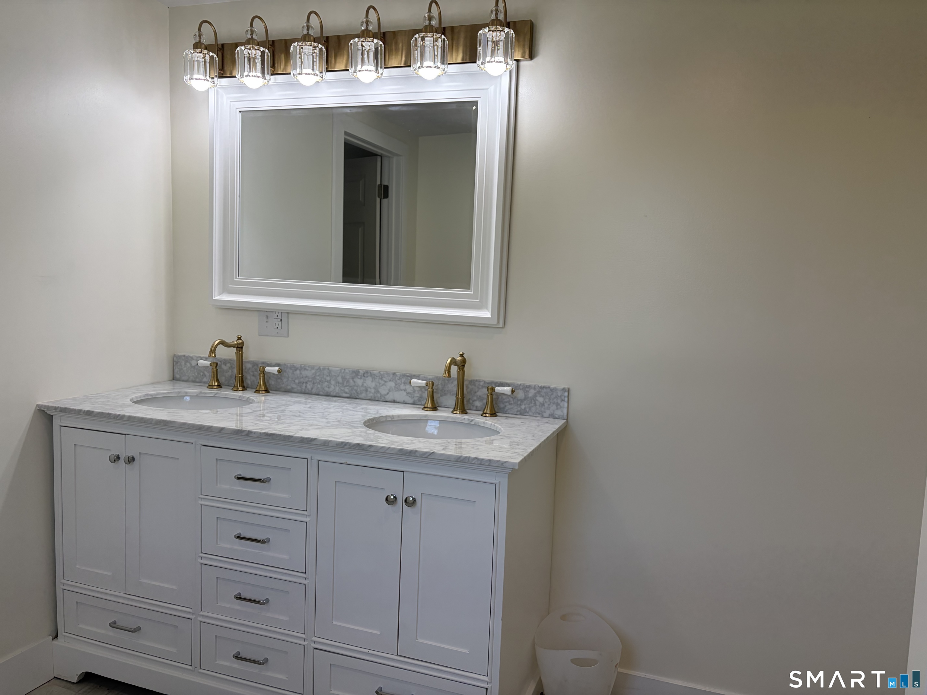 380 Main Street Meriden CT 06451