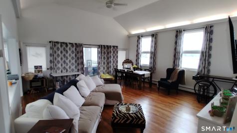 887 Hanover Road Meriden CT 06451