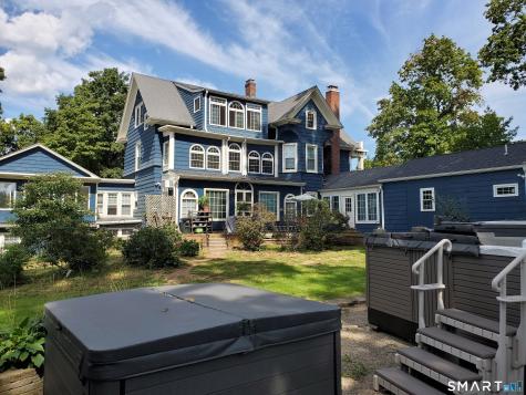 887 Hanover Road Meriden CT 06451