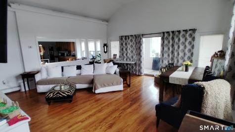 887 Hanover Road Meriden CT 06451