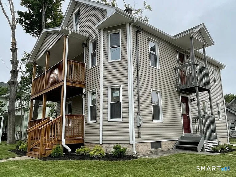 25 Donahue Place Torrington CT 06790