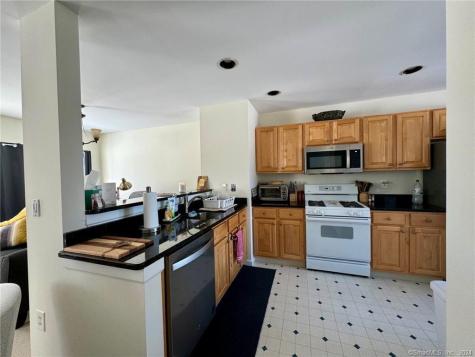 4003 Hancock Drive Danbury CT 06811