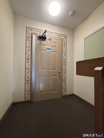 24 West Road Ellington CT 06029