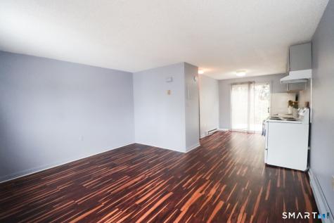 76 Summer Street New London CT 06320