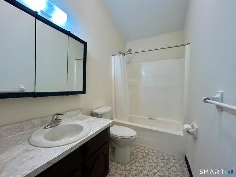 118 Osborne Street Danbury CT 06810