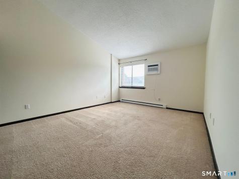 118 Osborne Street Danbury CT 06810