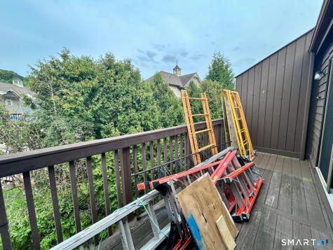 118 Osborne Street Danbury CT 06810