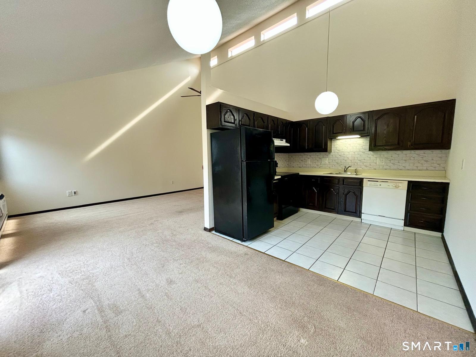 118 Osborne Street Danbury CT 06810