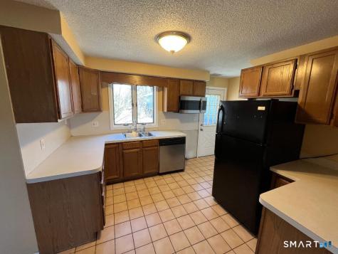 138 Mountain Street Ellington CT 06029