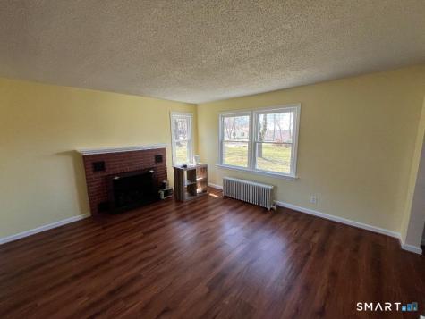 138 Mountain Street Ellington CT 06029