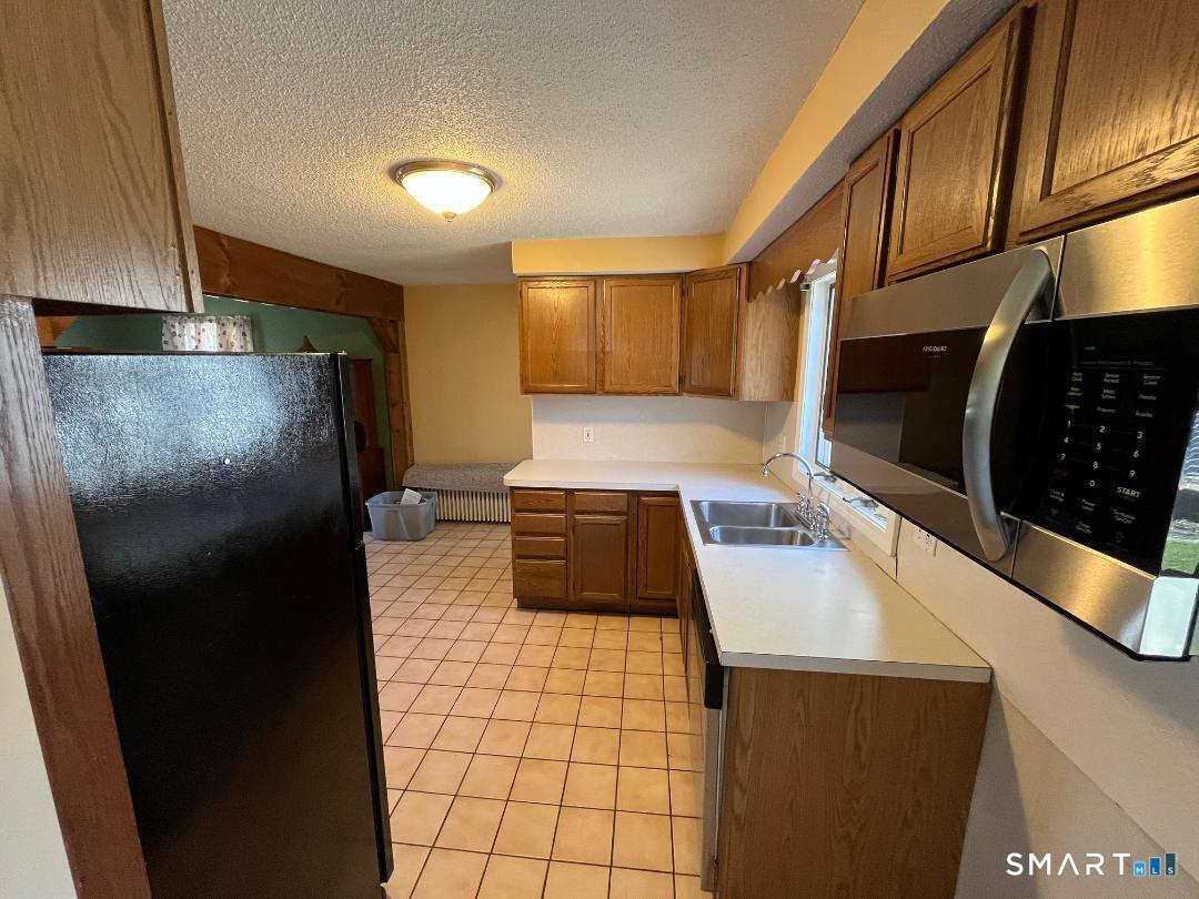 138 Mountain Street Ellington CT 06029