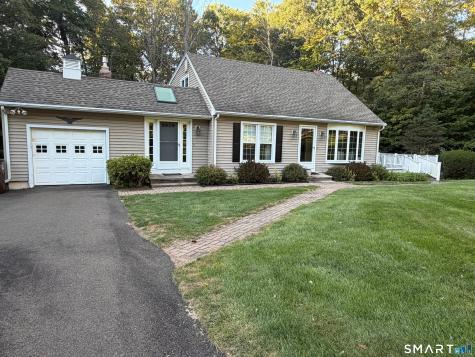 26 Fern Drive North Branford CT 06472