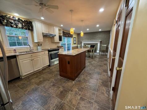 26 Fern Drive North Branford CT 06472