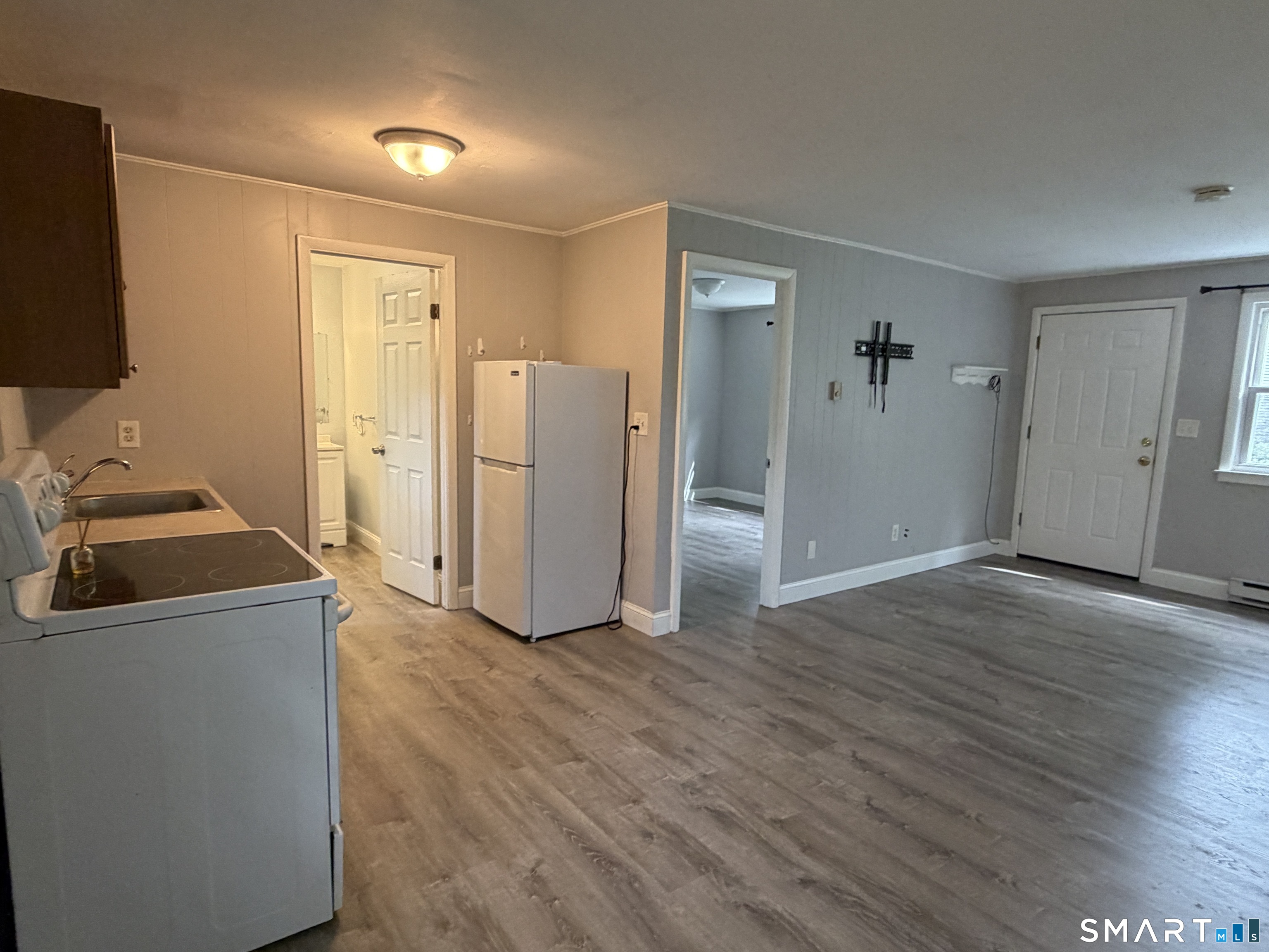 54 Monroe Street Branford CT 06405