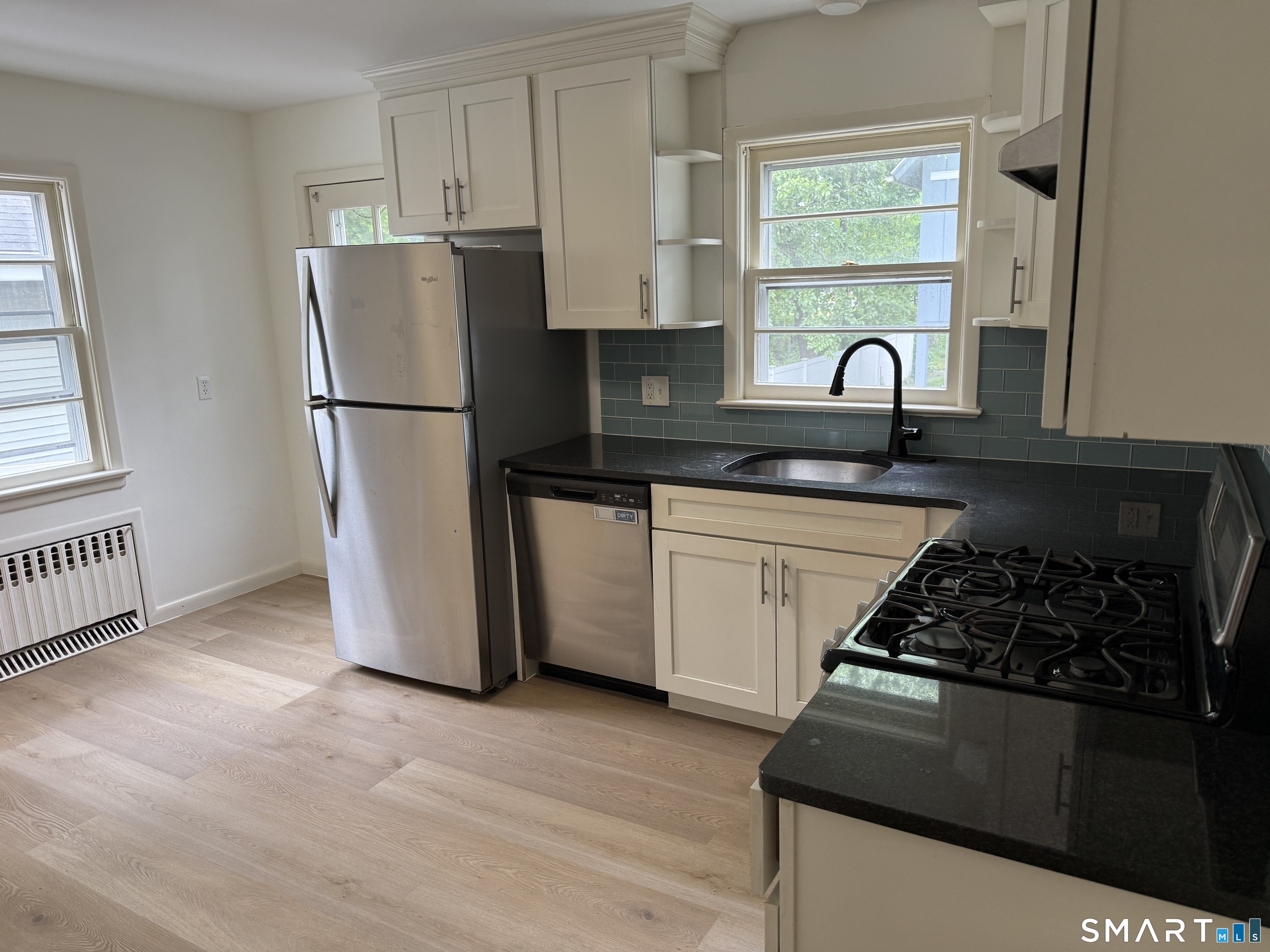17 Oenoke Place Stamford CT 06907