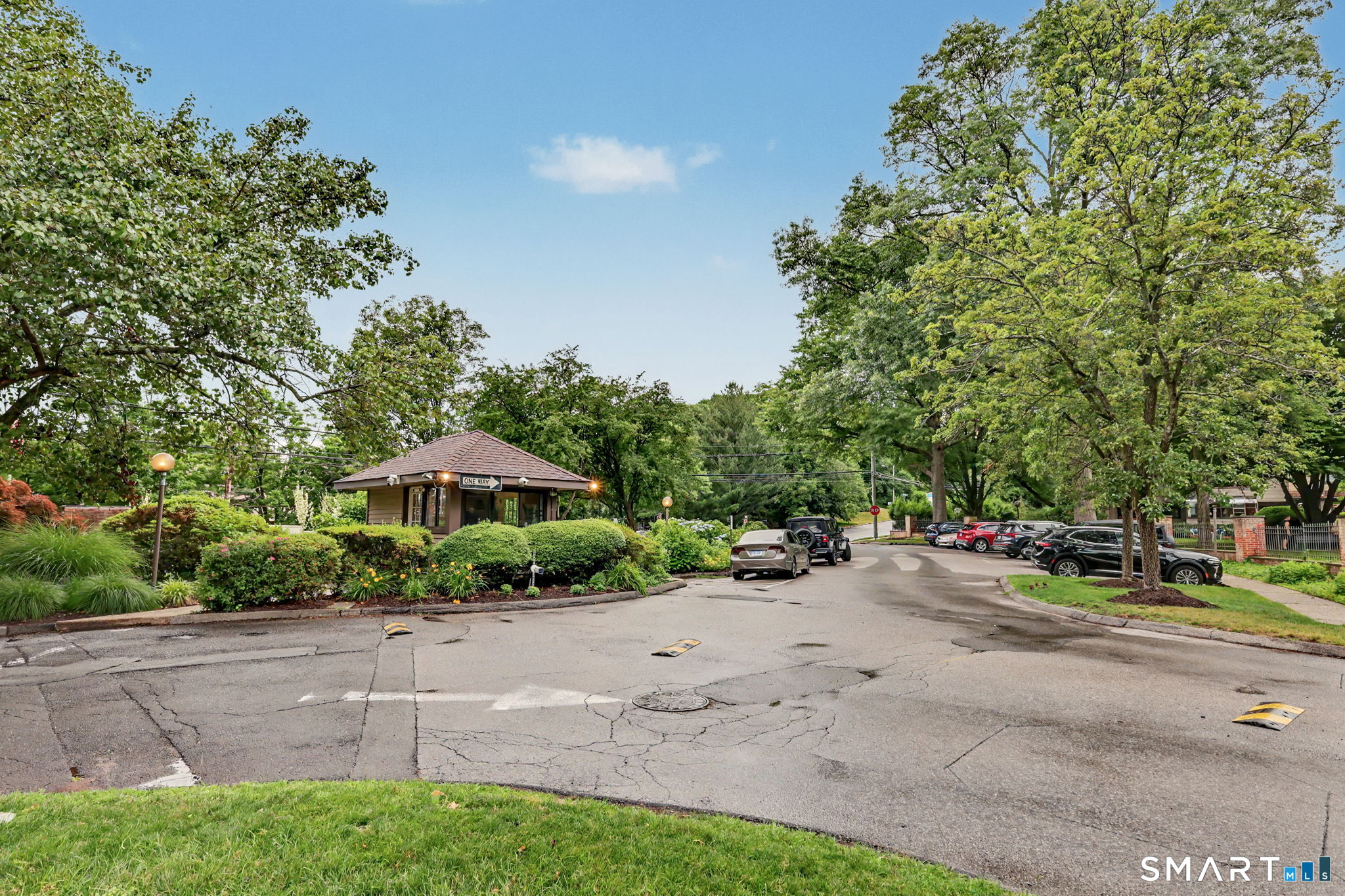 2289 Bedford Street Stamford CT 06905