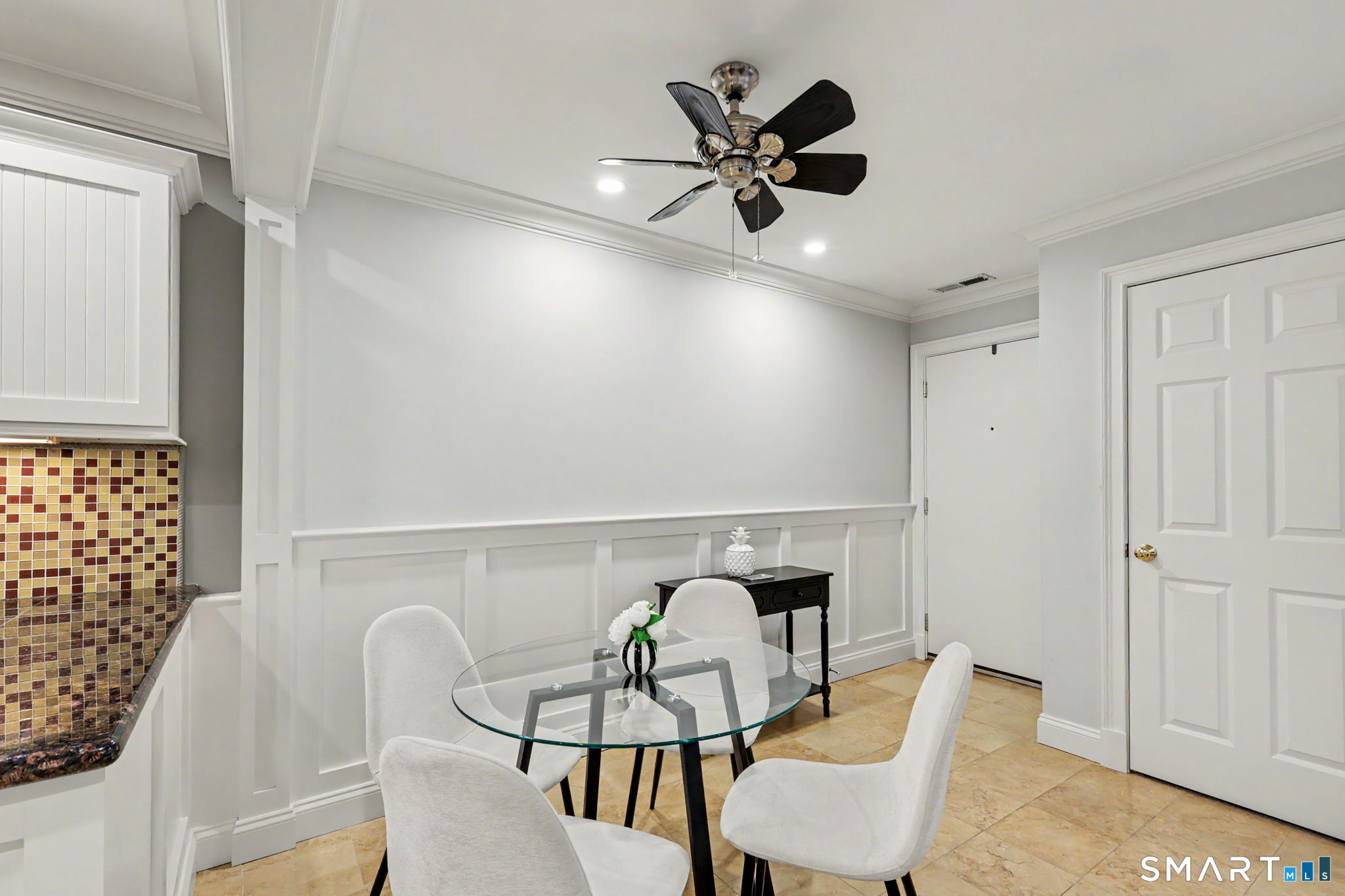 2289 Bedford Street Stamford CT 06905