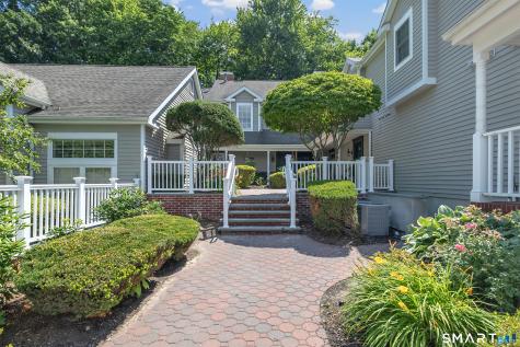 259 Mayfield Drive Trumbull CT 06611