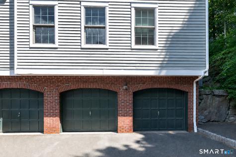 259 Mayfield Drive Trumbull CT 06611