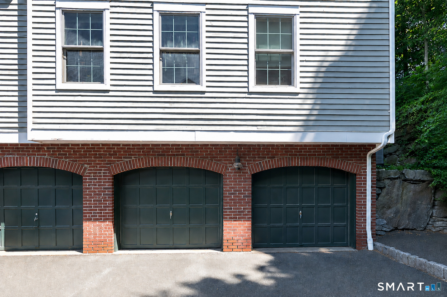 259 Mayfield Drive Trumbull CT 06611