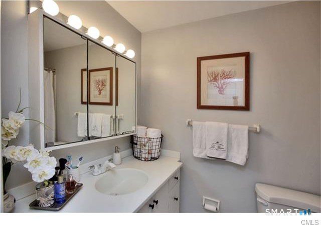 64 Heritage Hill Road New Canaan CT 06840