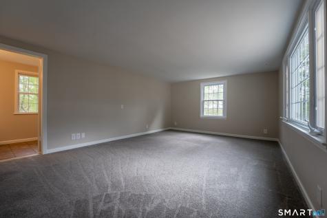 30 Hillsboro Drive West Hartford CT 06107